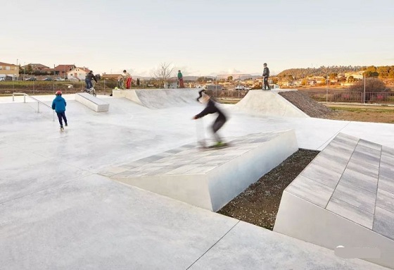 极限滑板运动公园设计